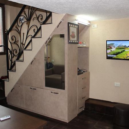 Apartment Anzi Batumi Habitación foto