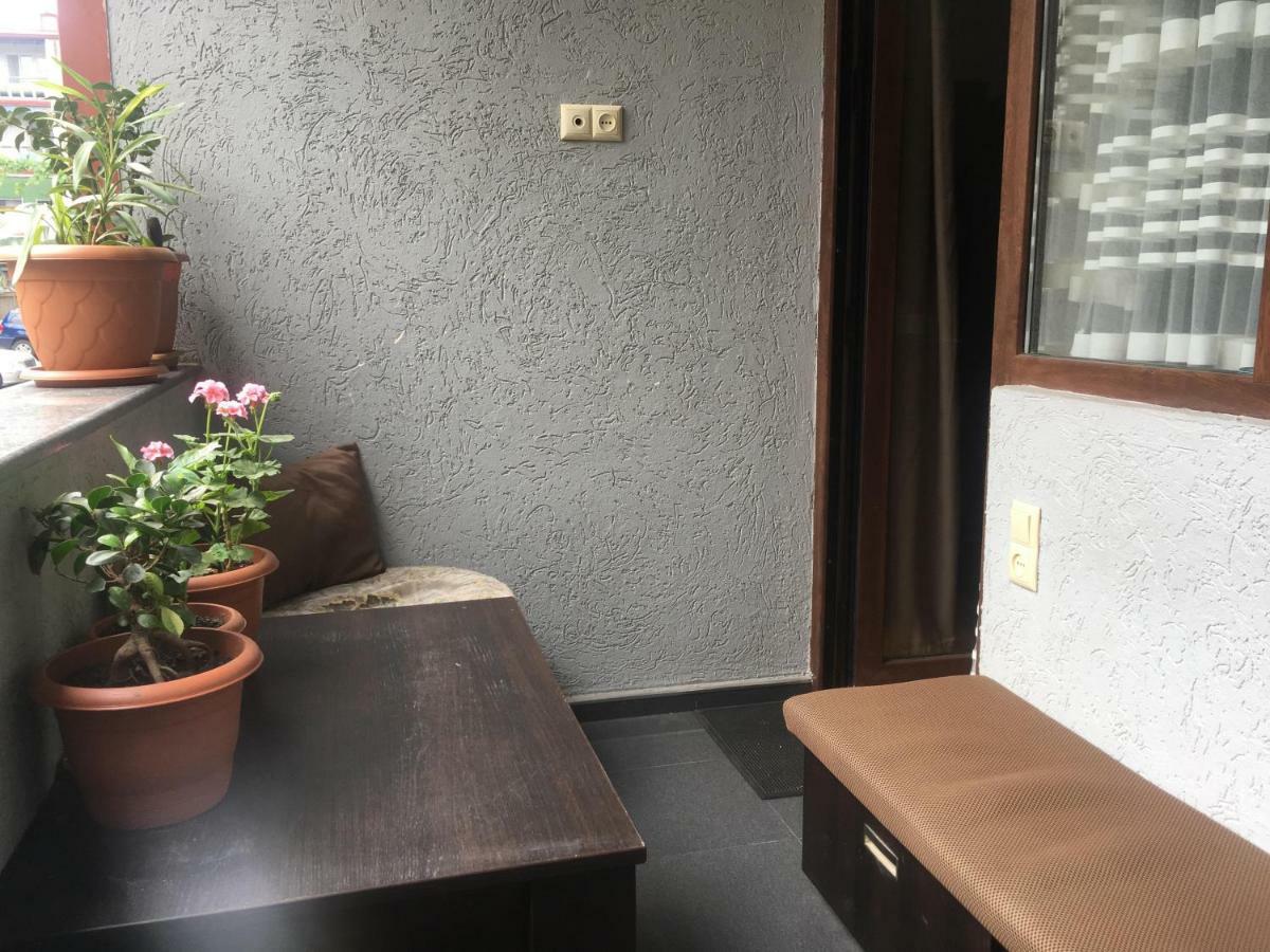 Apartment Anzi Batumi Exterior foto